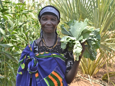 Woman holding sukuma